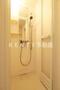 バス・シャワールーム　さっと体を洗えるシャワールーム付です