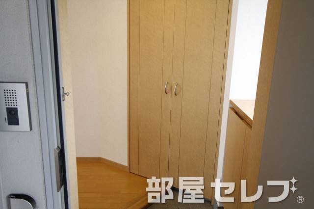 玄関　玄関からの写真です。