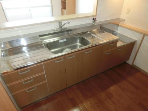 バーンフリート総持寺　キッチン　キッチン