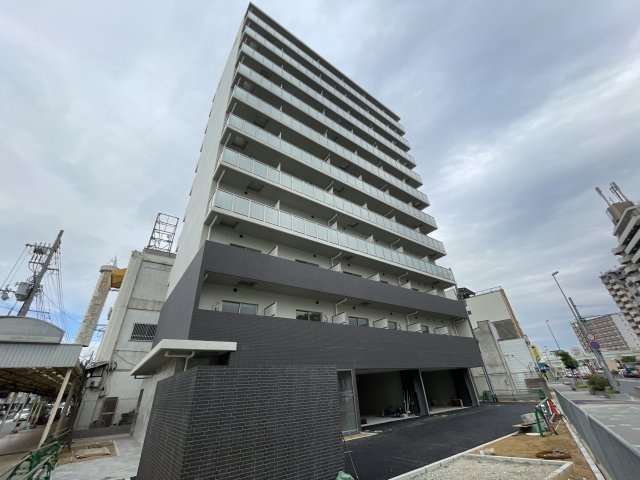 建物外観　建設中