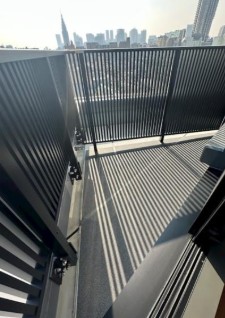 バルコニー　バルコニー