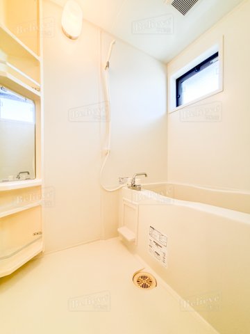 バス・シャワールーム　綺麗なお風呂です♪