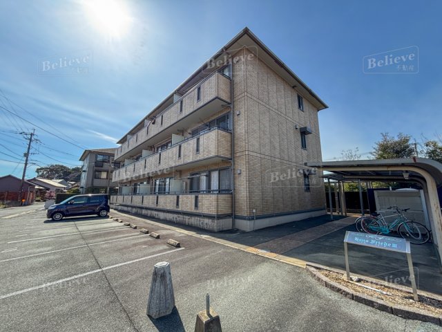 建物外観　綺麗な外観です☆