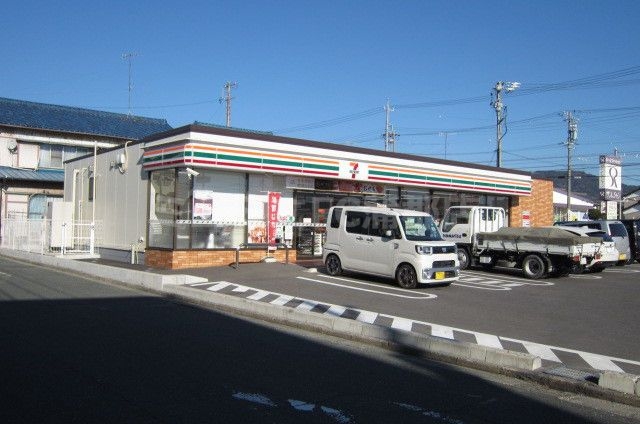 コンビニ　セブンイレブン蒲郡八百富町店（コンビニ）まで456m