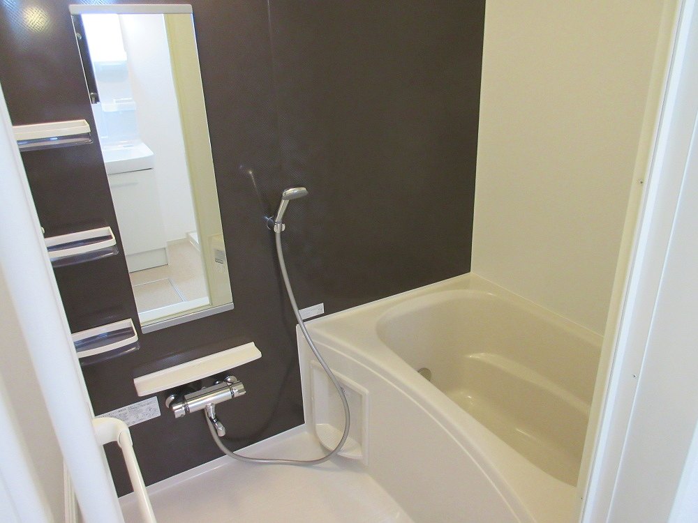 バス・シャワールーム　バス