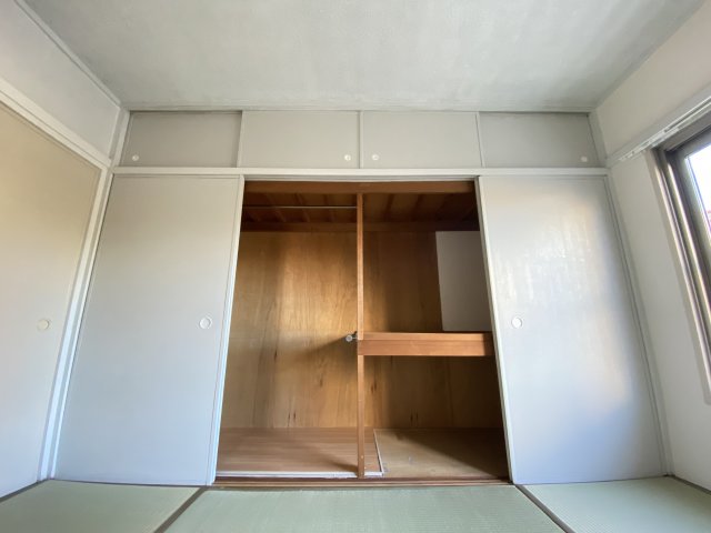 収納　多種多様な押入スペース★