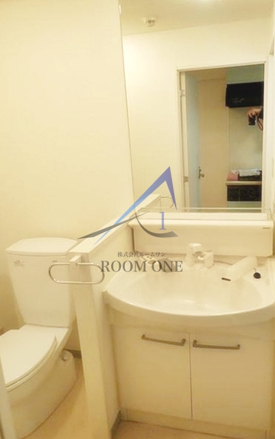 洗面設備　洗面台です。