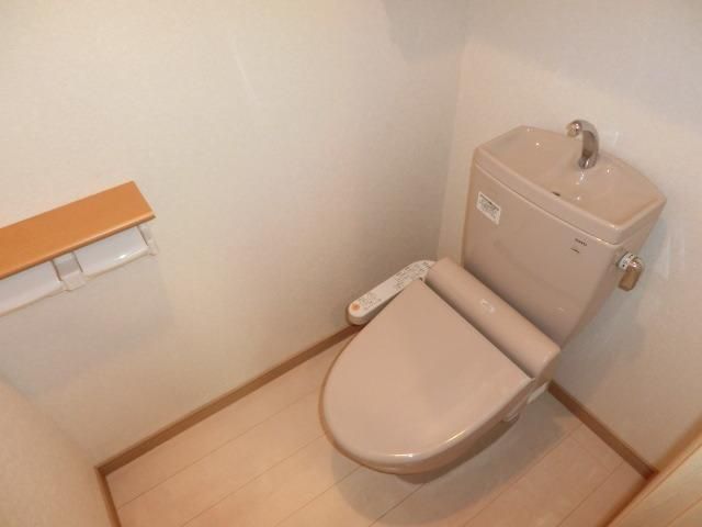 トイレ　トイレ