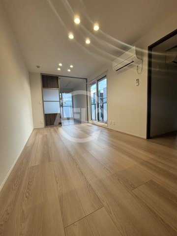 居室・リビング　ナティ　サウス　リビング