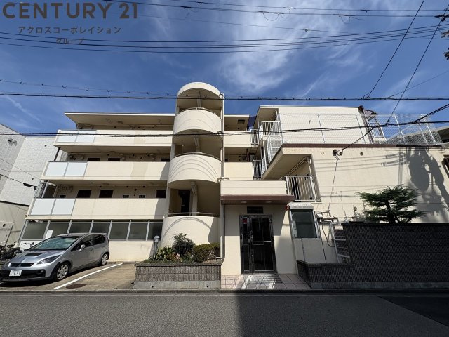 建物外観　オートロック・防犯カメラ付きで安心です！