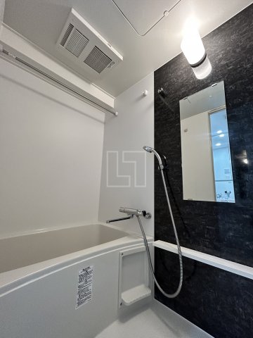 バス・シャワールーム　エスリード中之島クロスゲート　バスルーム