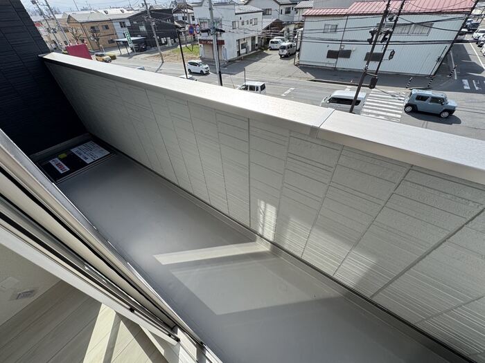 バルコニー　同メーカー施工例