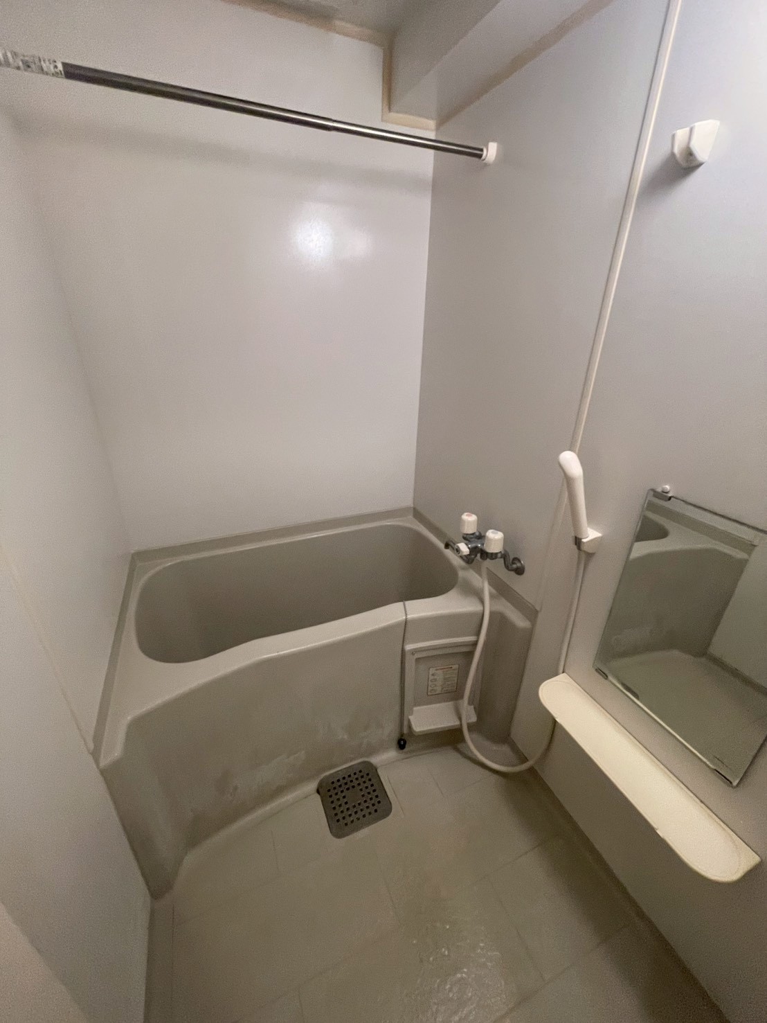 バス・シャワールーム　お風呂です