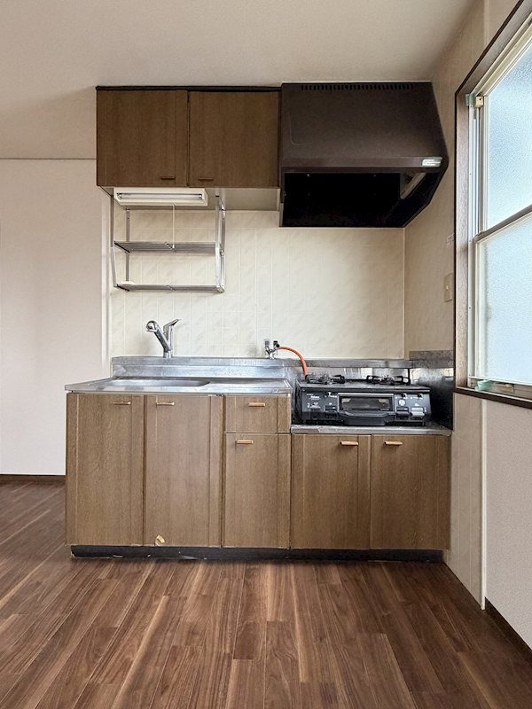 キッチン　退去予定の為別部屋の写真使用