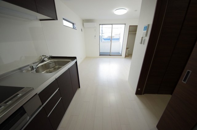 居室・リビング　使いやすい居間です