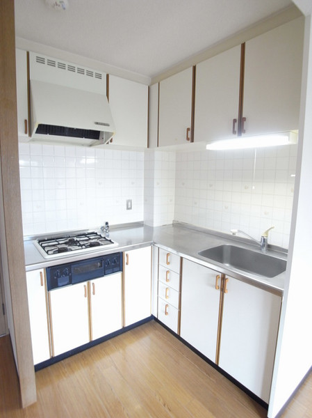 キッチン　※反転タイプの写真です