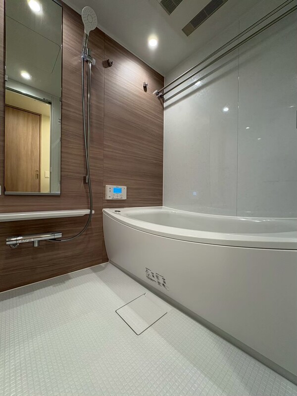 バス・シャワールーム　浴室