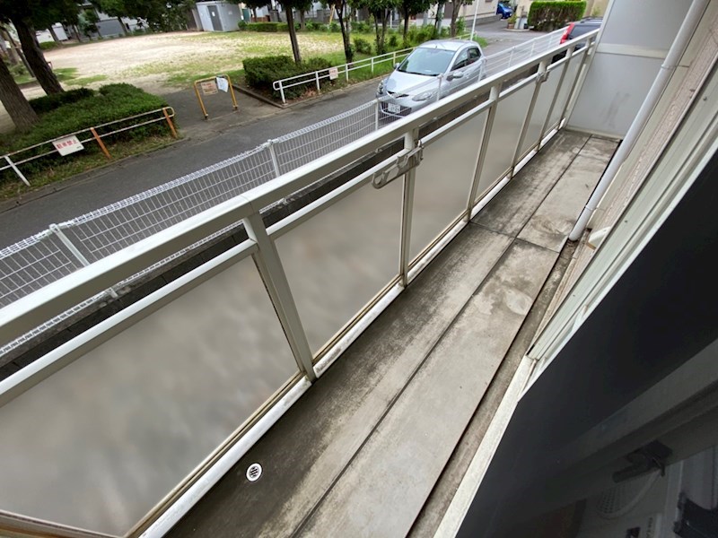 バルコニー　同一物件別部屋写真