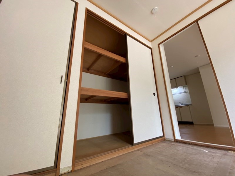 収納　同一物件別部屋写真