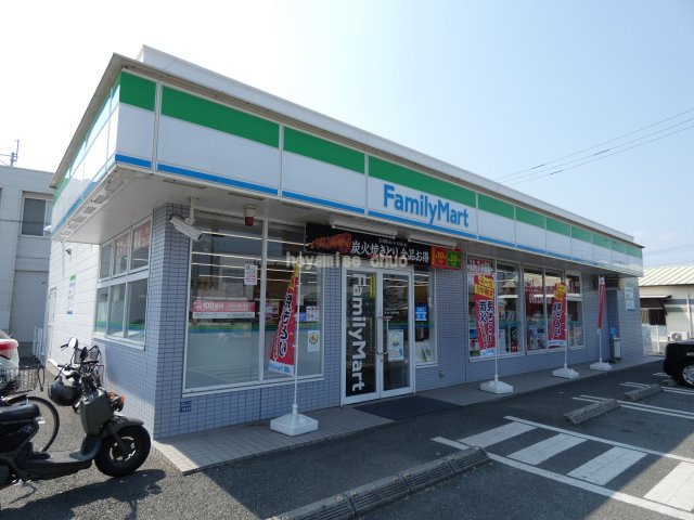 コンビニ　ファミリーマート　サンロード熊本良町店（コンビニ）まで91m