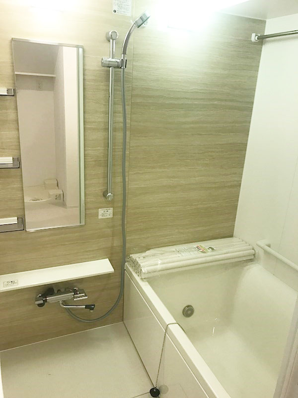 バス・シャワールーム　★広々としたバスルーム★