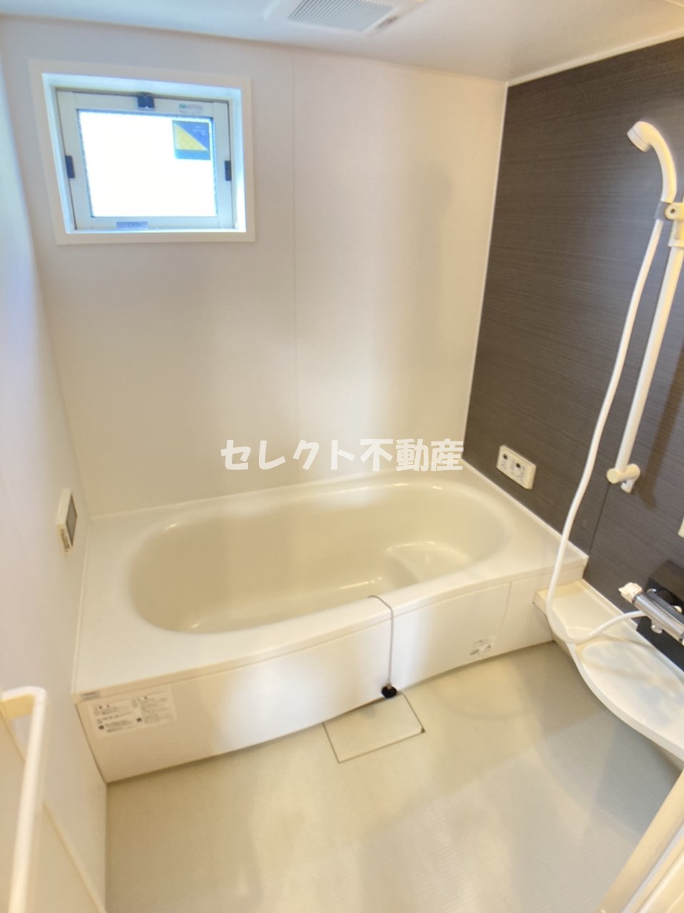 バス・シャワールーム　グランソレイユ A棟　浴室