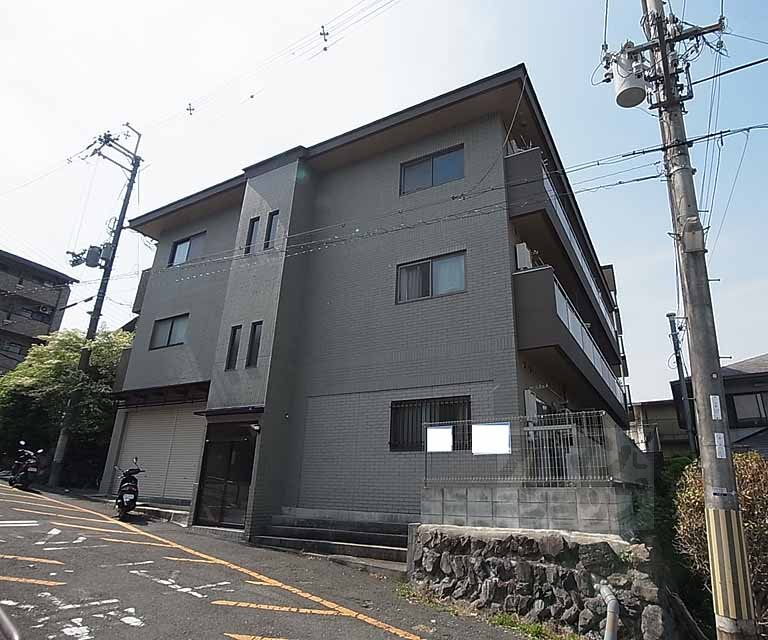 建物外観　二軒茶屋周辺のお部屋探しはアパマンショップ北大路店まで！