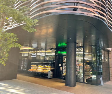 スーパー　サミットストア神田スクエア店（スーパー）まで792m