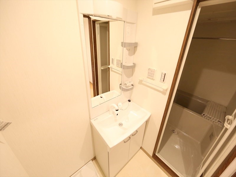 洗面設備　脱衣所　シャンプードレッサー