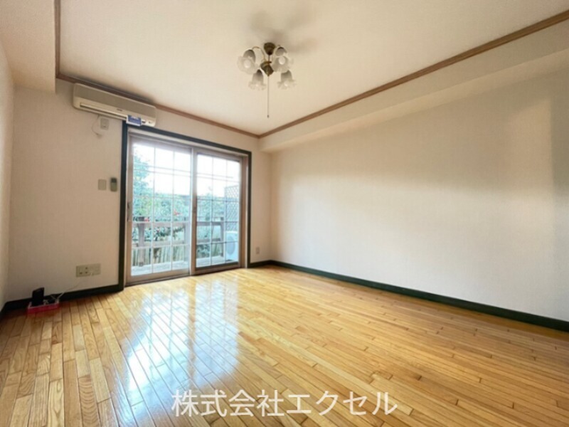 居室・リビング　8.1畳の広々としたお部屋♪