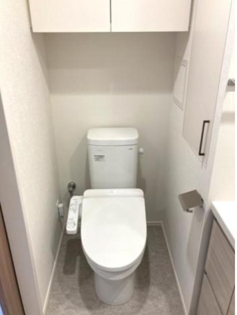 トイレ　同仕様参考写真