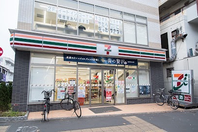 コンビニ　セブンイレブン 桜上水駅北店（コンビニ）まで324m