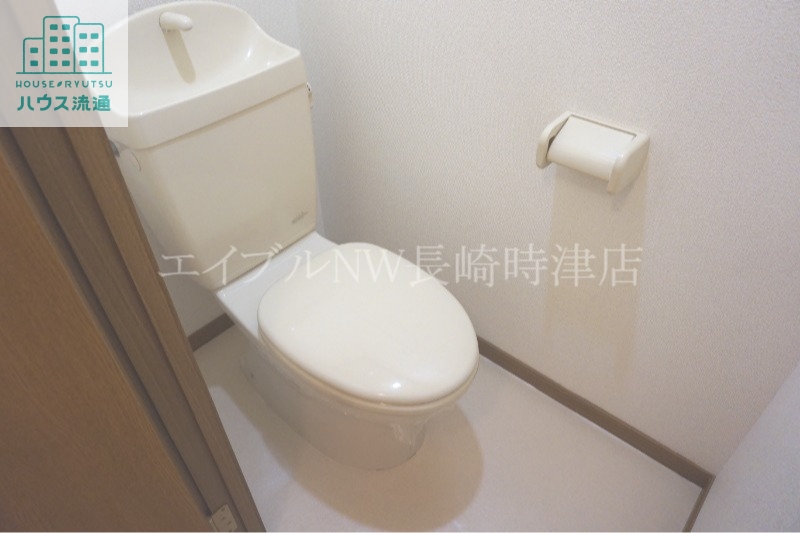 トイレ　※別号室写真です