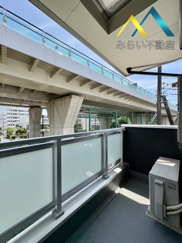 バルコニー　自社撮影写真