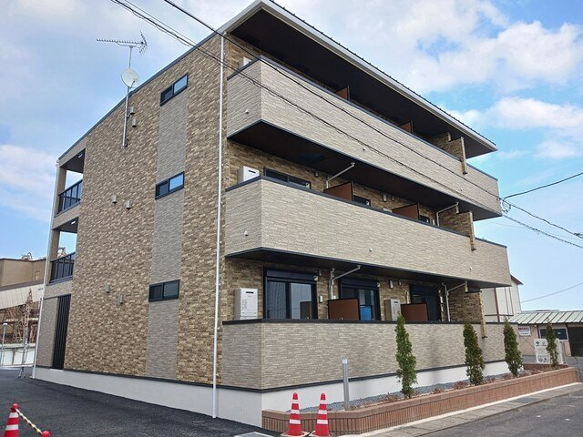 建物外観　落ち着いた雰囲気の外観です