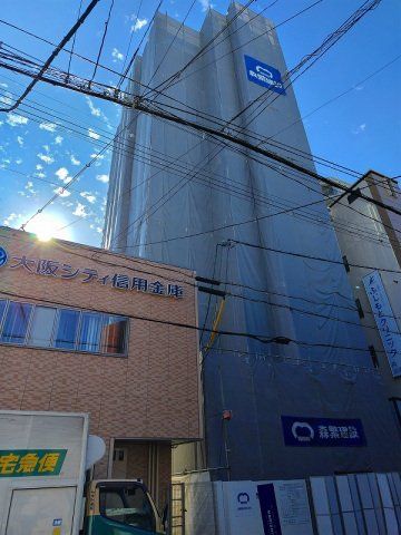 建物外観　RC造の13階建てのマンションです。