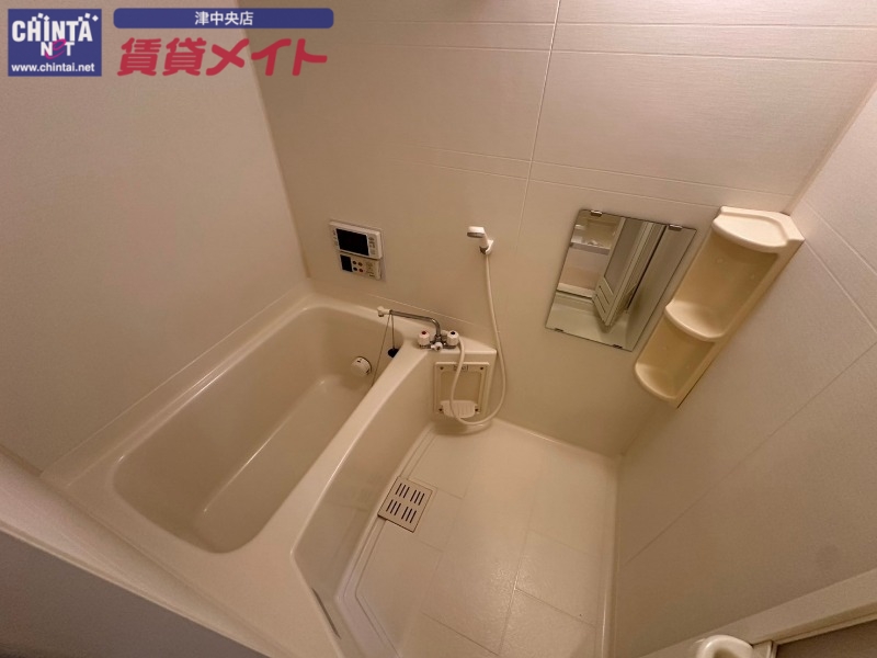 バス・シャワールーム　同型参考写真