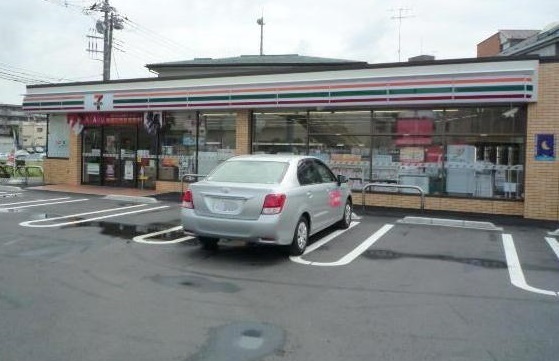 コンビニ　セブン－イレブン　横浜瀬谷二ツ橋店（コンビニ）まで200m
