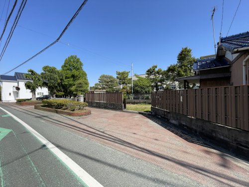 小学校　東田小学校（小学校）まで652m