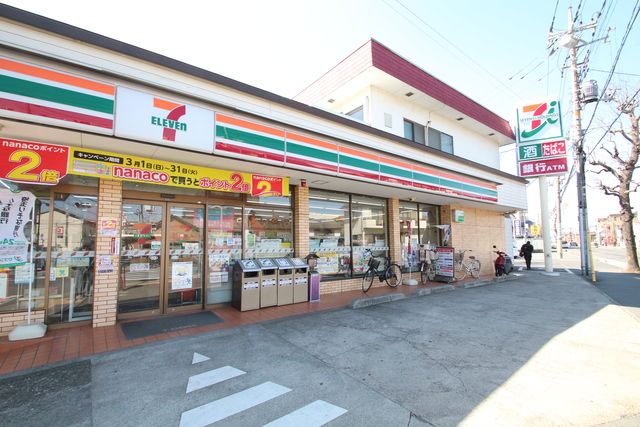 コンビニ　セブンイレブン川越仲町店（コンビニ）まで820m