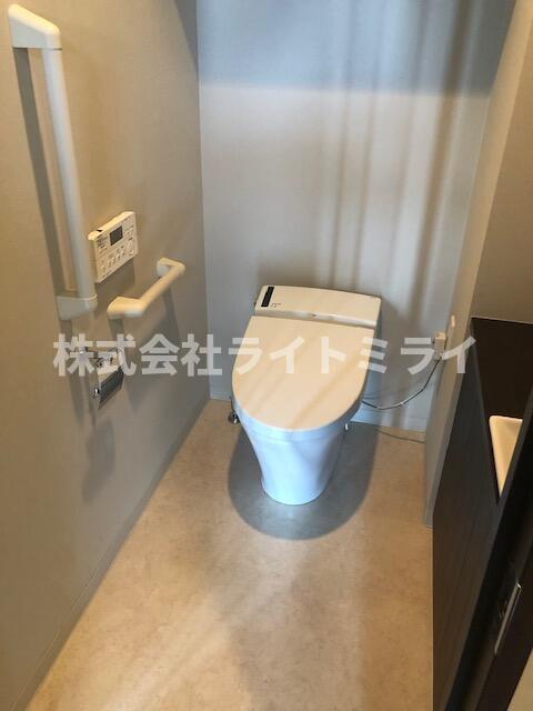 トイレ　?