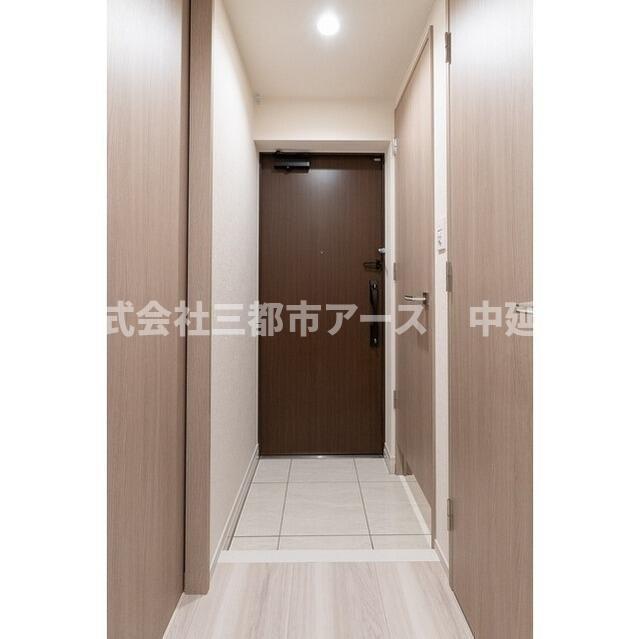 玄関　プラネソシエプラス旗の台