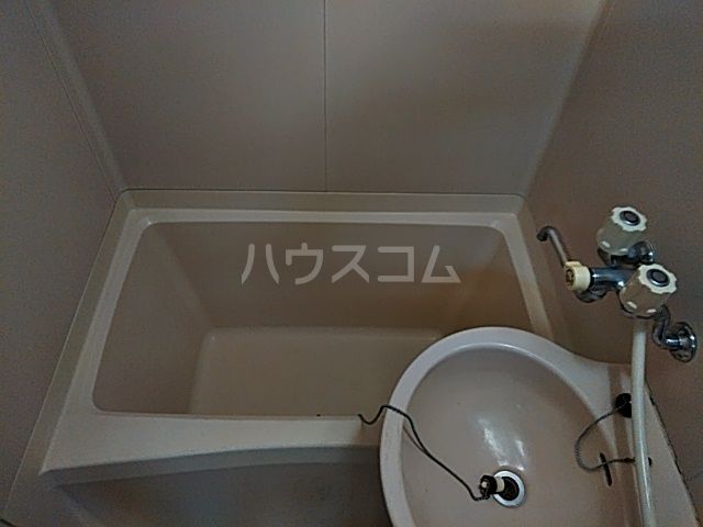 三輪ビルの風呂写真