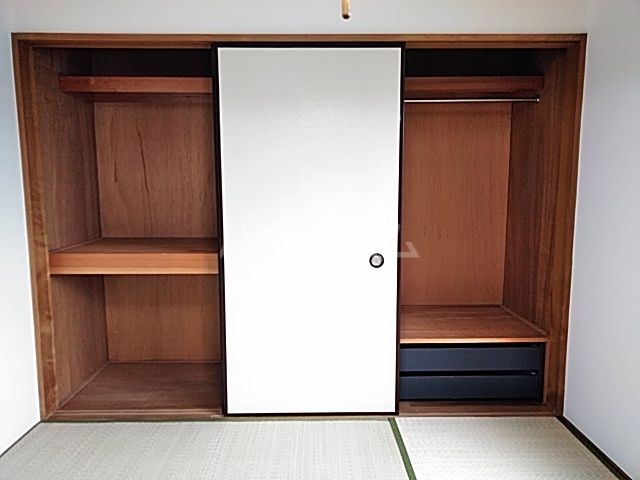三輪ビルの内装写真