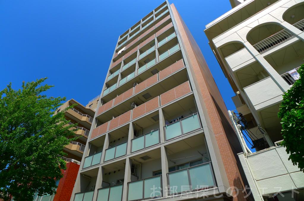 建物外観　オートロック付！