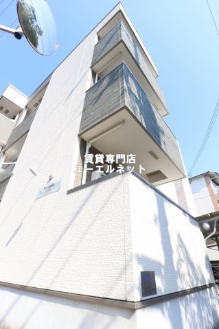 建物外観　シンプルで洗練されたデザインが毎日の暮らしに心地よさをプラス