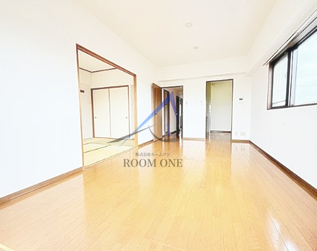 居室・リビング　洋室のお部屋です。