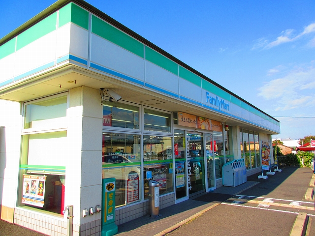 コンビニ　ファミリーマート 泉南信達市場店（コンビニ）まで517m