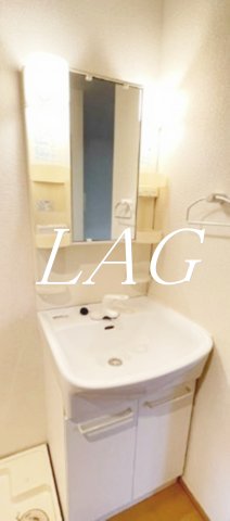 洗面設備　独立洗面台です。