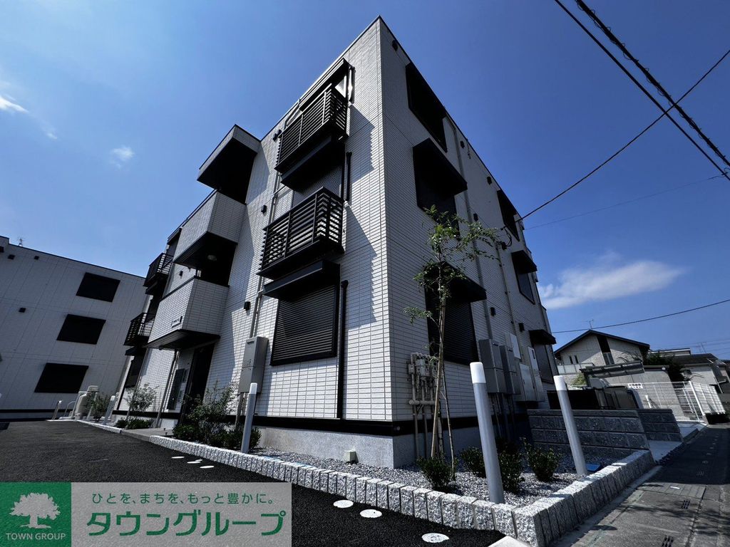 建物外観　お問い合わせは、タウンハウジング上尾店まで♪